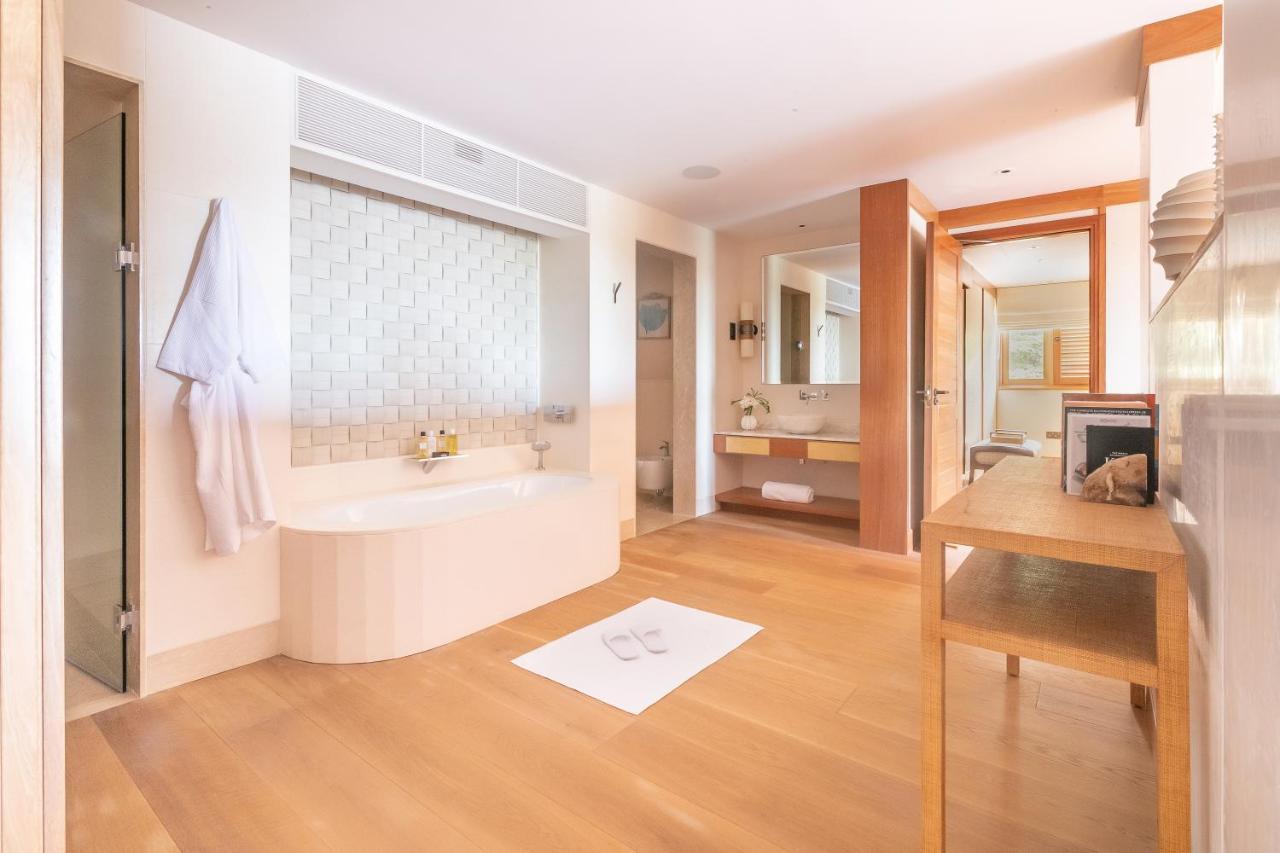 L'Escale Resort Marina & Spa - Small Luxury Hotels Of The World Вікторія Екстер'єр фото