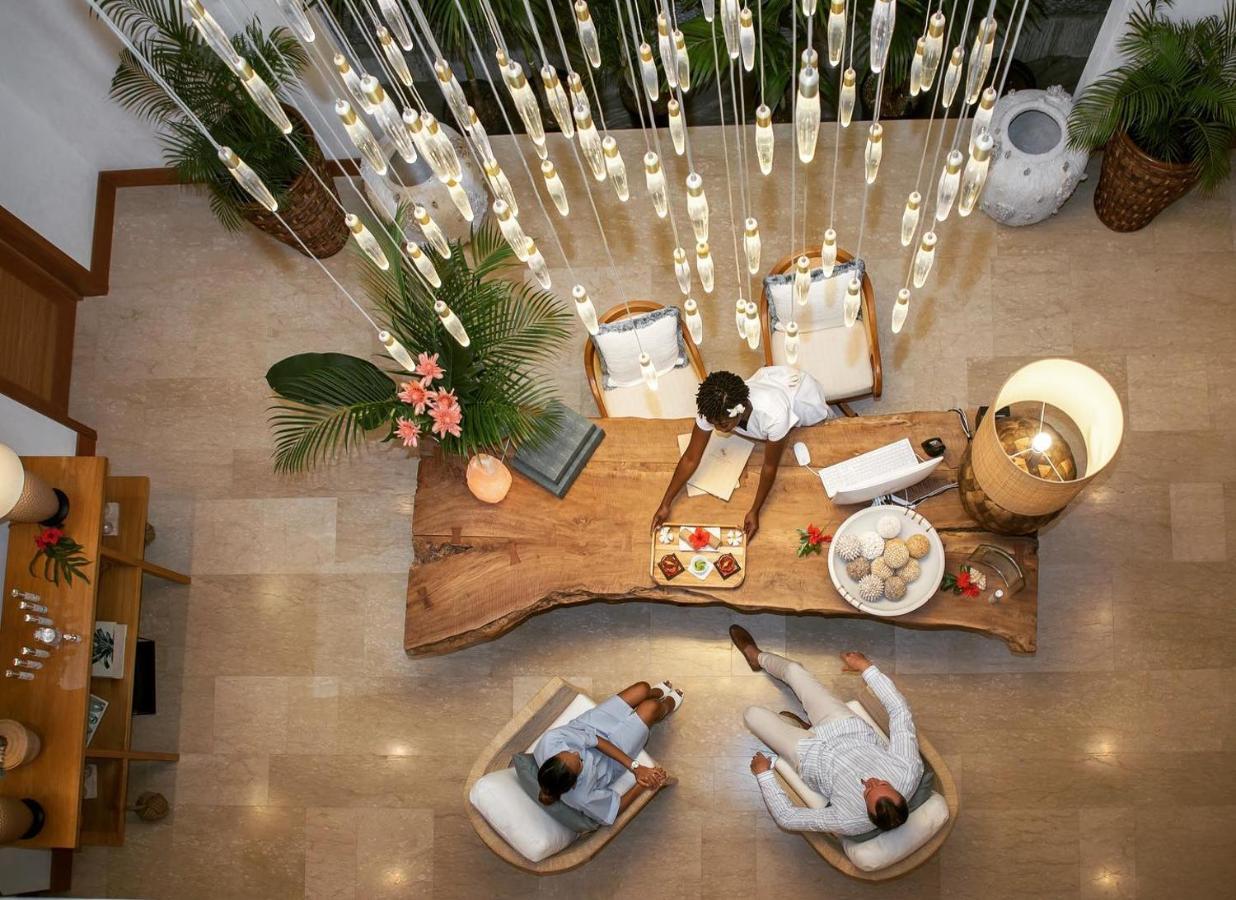 L'Escale Resort Marina & Spa - Small Luxury Hotels Of The World Вікторія Екстер'єр фото
